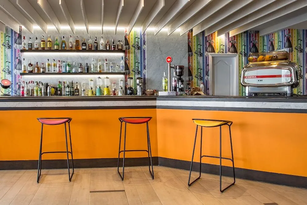 Apartamentos La Kiki San Antonio  San Antonio (Ibiza)