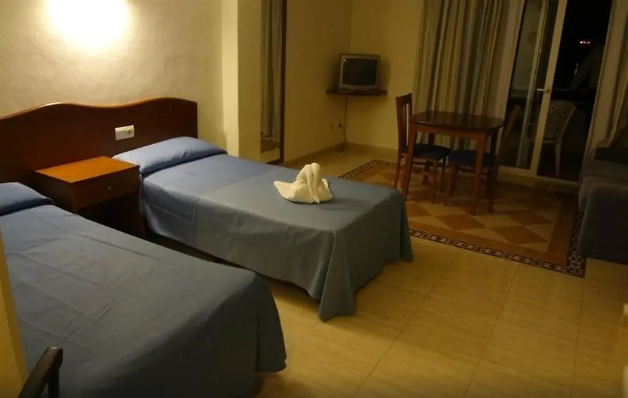 Lägenhetshotell Apartamentos La Kiki San Antonio