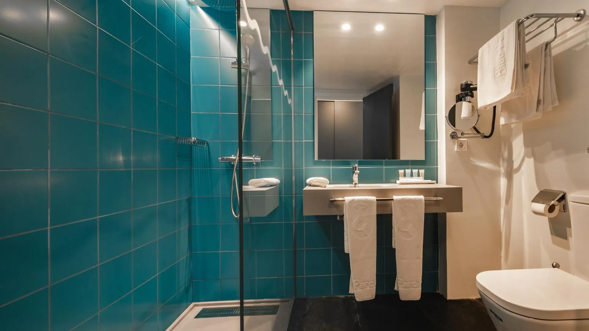 Apartamentos La Kiki San Antonio  Lägenhetshotell