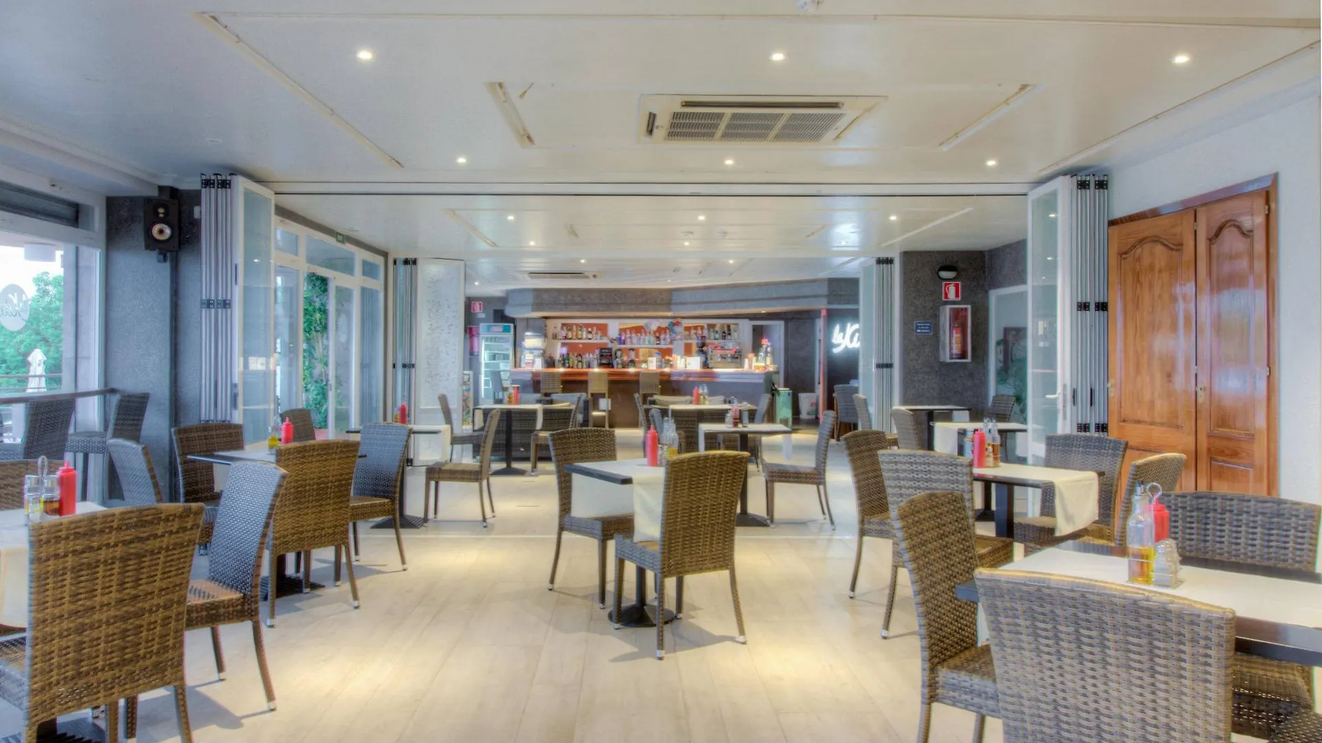 Apartamentos La Kiki San Antonio  Spanien